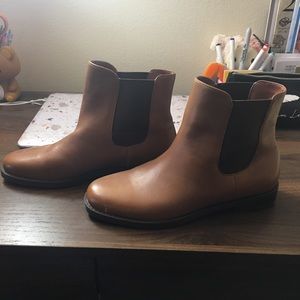 Women’s ankle boots/ booties
